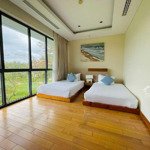 Villa đẳng cấp - hồ bơi - sân vườn - an sinh, hưởng thụ miễn bàn - view hồ thoáng mát