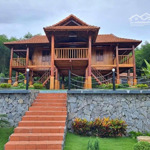 Villa hòa phú xịn xò view sông cực đẹp 755m2 ngang 17m, 2 tầng - 3 phòng ngủ- sân vườn rộng rãi