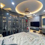 Cho thuê nhà riêng 5 tầng ái mộ, bồ đề, 30m2/ sàn. giá: 12 triệu/th, lh: 0984.373.362