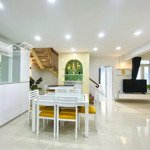 Bán căn hộ duplex hưng vượng 3diện tích120m2 3 phòng ngủ 3 vệ sinhnội thất đầy đủ tầng 9 giá bán 4.8tỷcó thương lượng.sổ hồng