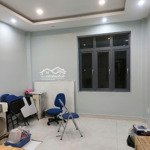 Cho thuê căn hộ rộng 80m2, 2 phòng ngủ, đường khánh hội, phường 6, q4