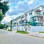 Biệt thự góc foresa xuân phương 206m2, 3 mặt thoáng view công viên cần bán. lh 0977246185