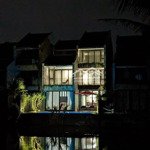 Villa sông vip nhất hội an doanh thu 100tr/ tháng. giá nhỉnh 15tỷ