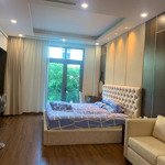 Bán gấp căn bt nguyệt quế bên hồ, 90m2 hướng tây bắc view thoáng đường lớn, 25.1 tỷ bao phí