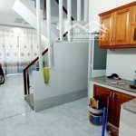 Bán nhà ba tháng hai, quận 10, lô góc 38m2, cực ngon, chỉ 4 tỷ hơn