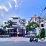 Villa sân vườn 400m2, 1 hầm 3 tầng, khu bên sông hbc, gần gigamall phạm văn đồng