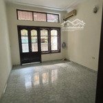 Cho thuê nhà riêng nghĩa tân, cầu giấy, 45m2, nhà 4 tầng, đồ cơ bản , 12 triệu/tháng. liên hệ: 098.453.6699