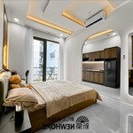 Cho thuê căn hộ rộng 40m2 máy giặt riêng gần sân bay tân sơn nhất ban công lớn