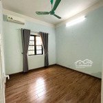 Bán nhà 60m2 mặt tiền 5,5m có thể kinh doanh, ô tô tránh tại đông quan, cầu giấy, hn