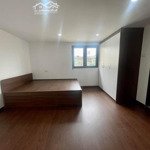 Bán nhà tập thể bách khoa, 85 m2 ( sổ 43m2), 3 ngủ, 3 thoáng, 3.2 tỷ