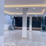 Nhà mặt phố hàm long, dtmb 500m2, mặt tiền 20m, 8 tầng nổi-2 tầng hầm. giá 480 tỷ.