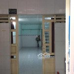 3 tỷ 8 bán gấp nhà lê quốc hưng trung tâm quận 4, 23m2, ngay chợ xóm chiếu. giá cực mềm, shr