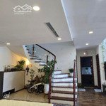 Căn Hộ Duplex Cao Cấp Tầng Cao - 136 Hồ Tùng Mậu 186M2 - 4 Ngủ View Nội Khu