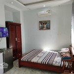 Chính chủ cho thuê phòng diện tích rộng 30m2 , có cửa sổ, giá 3,2tr/tháng. lh 0909172160