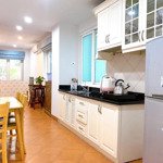 Căn hộ số 9 nguyễn huy tự, full đồ, 85m2 miễn phí quản lý cc, miễn phí gửi xe máy