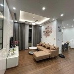 Cho thuê chung cư ở ct8, 2n2vs, diện tích 86m2, giá bán 18 triệu. liên hệ: 0362308489