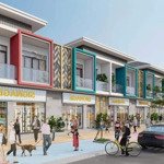 Shophouse villa thiết kế độc lạ số lượng có hạn đối diệntrung tâm thương mại5,2 hecta ,thanh toán 30% nhận nhà