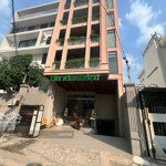 Cho thuê nguyên tòa building mặt tiền khu sân bay quận tân bình.