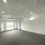 Chính chủ cho thuê văn phòng 110m2 ở hòa hưng, p12, quận 10