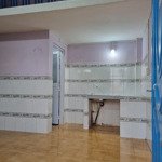 Cho thuê nhà trọ (27m2) đẹp, thoáng, chắc chắn, yên tĩnh, an ninh có gác bê tông 8m2