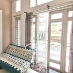 Phòng trọ tân phú 30m2 gần đh công thương, đh vh, có ban công bự