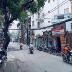 Bán nhà phố đông quan - cầu giấy 76m2 , phố thông khắp nơi, mặt tiền gần 6m , sổ nở hậu