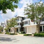 Cần bán căn biệt thự song lập full nội thất tại lucasta villa giá bán 27 tỷ (thương lượng)