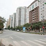 Cần bán căn 4 ngủ tòa 17t7 hoàng đạo thúy: 159m2 căn góc 4 ngủ 3 vs-giá hơn 40tr/m2.lh: 0972777511