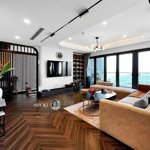 Bán căn hộ chung cư sun grand city 69b thuỵ khuê, dt 170m2 3 ngủ đồ, view hồ tây. lh 0945894297