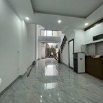 Chính chủ bá.n nhà vĩnh ninh ngọc hồi thanh trì , 42m2 4.5 tầng
ngõ rộng thoáng trước sau