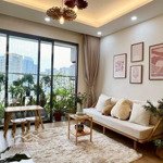 Vợ chồng em bán căn hộ chung cư 2 pn - toà hà nội center point dt 70m2 - giá 4,55tỷ lh 0988 246 495