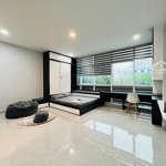 Studio 35m2, bao phí, full nội thất, ngay vòng xoay điện biên phủ, gần đh kinh tế tài chính uef