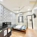 ( chỉ 5tr3 ) cho thuê căn hộ studio 30m2 - ban công, máy giặt riêng - gần ngã tư hàng xanh