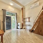 Căn hộ studio , duplex , ban công cửa sổ gần ueh , huflit , hoa sen