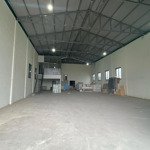 Cho thuê kho thị trấn liên nghĩa với diện tích hơn 300m2.