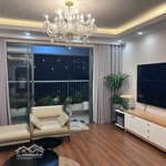 Chung cư 2 phòng ngủ 60m2 tại goldseason 47 nguyễn tuân, nhà đẹp thoáng, đủ đồ, có slot oto