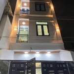 Bán gấp nhà đường ung văn khiêm p25 bình thạnh landmark 81 giá 3tỷ1 dt 72m2 (4,5x16) shr