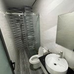 Cho thuê phòng 2 triệu 2 trong nhà phố 20m2, toilet riêng, không chung chủ, giờ giấc tự do