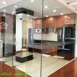 Chuyển nhượng căn hộ 174m2 full nội thất mặt đường lê hồng phong. giá: 5,74 tỷ