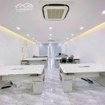 Nhà mặt tiền ngay trần đình xu trường trần hưng đạo q1, dt 4.2x25m, đường 2 chiều có vỉa hè