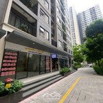 Cần bán shophouse chân đế - kinh doanh vô địch - cho thuê 200tr/năm vinhomes ocean park 1.