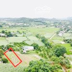 Chính chủ em bán 1567,8m đất gần hồ chùa bụa, cạnh suối tại mỹ hoà tân lạc hoà bình. giá chỉ 850tr