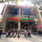 Mt lớn, gần hai bà trưng 120 bis nguyễn đình chiểu, đakao, quận 1