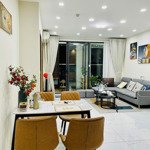 Tôi cần bán căn hộ 2pn n5d trung hoà - nhân chính 66m2 giá 3,4 tỷ bao phí 0981674339