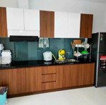 Bán chung cư mặt tiền 90m2 2pn hơn 4 tỷ