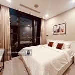 Cho thuê căn hộ vinhomes bason 2pn view đẹp trực diện sông bitexco