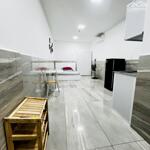 Cho thuê phòng dịch vụ - studio, 20m2, đường 19, tân quy, quận 7