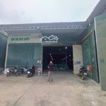 Cho thuê kho tại ngã tư trạm trôi, hoài đức, hn. dt 900m2, cao 8m, xe công đỗ cửa. giá 75k/m2/th