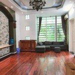 Cho thuê căn hộ 2 ngủ 100m2, biệt thự xanh số 99 ngõ 28 tứ liên tây hồ, đầy đủ tiện nghi