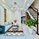 Chính chủ bán gấp nhà hoàng diệu quận 4, 49m2, 3 tỷ 850, 1 lầu 2 phòng sân thượng, sổ hồng riêng